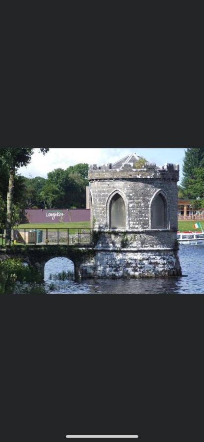Lough Key Luxury Riverfront Apartment Cootehall Exterior foto